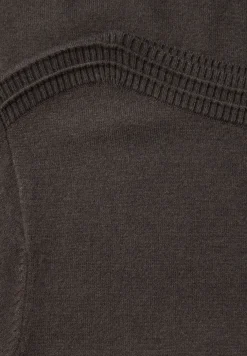 Basic U-Boot Pullover