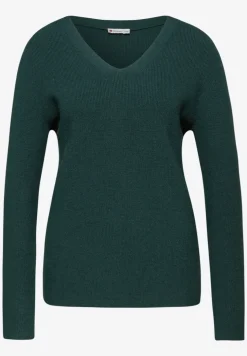 Basic V-Neck Pullover
