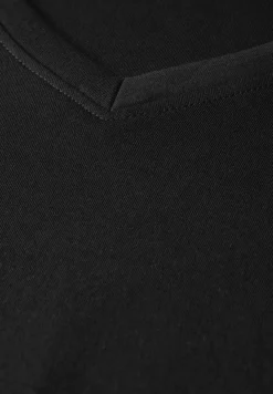 Basic V-Neck Shirt