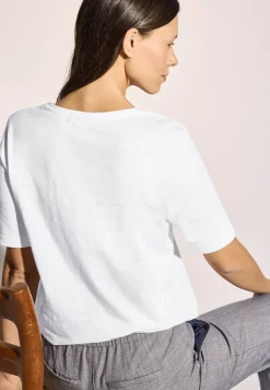 Basic V-Neck T-Shirt