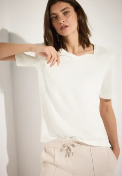 Basic V-Neck T-Shirt