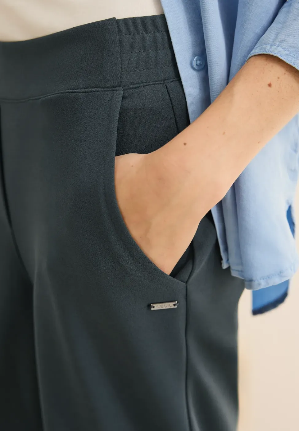 Basic Wide Leg Hose