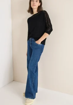 Batwing Shirt mit Mesh