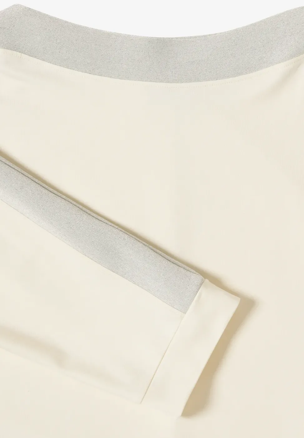 Batwing Shirt mit Tape