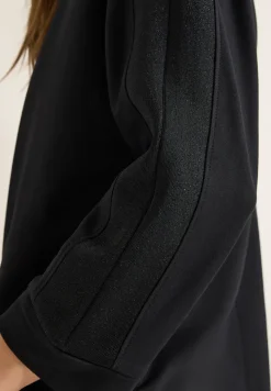 Batwing Shirt mit Tape