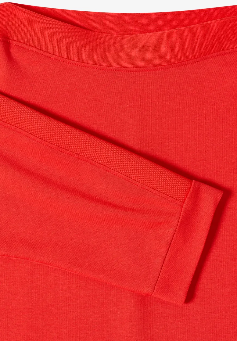 Batwing Shirt mit Tape