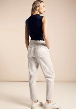Bequeme Lyocell Jeans