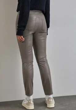Beschichtete Hose