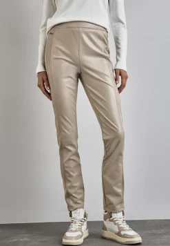 Beschichtete Hose