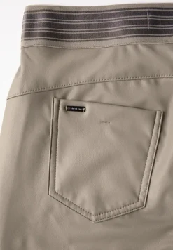 Beschichtete Hose