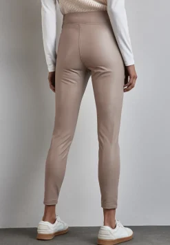 Beschichtete Leggings