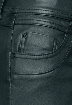 Beschichtete Hose