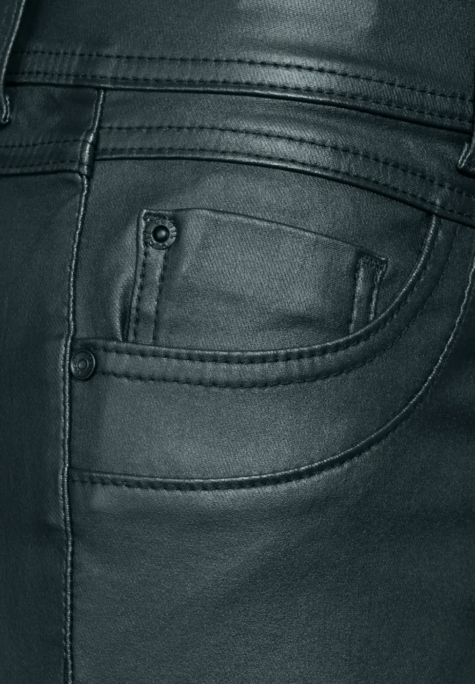 Beschichtete Hose