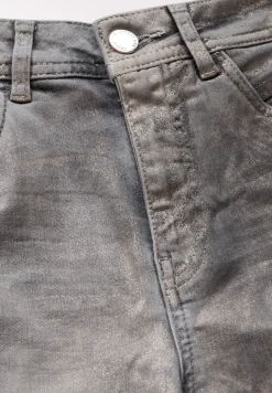 Beschichtete Jeans