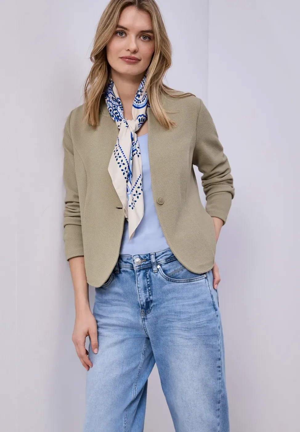 Blazer aus Jersey mit Struktur