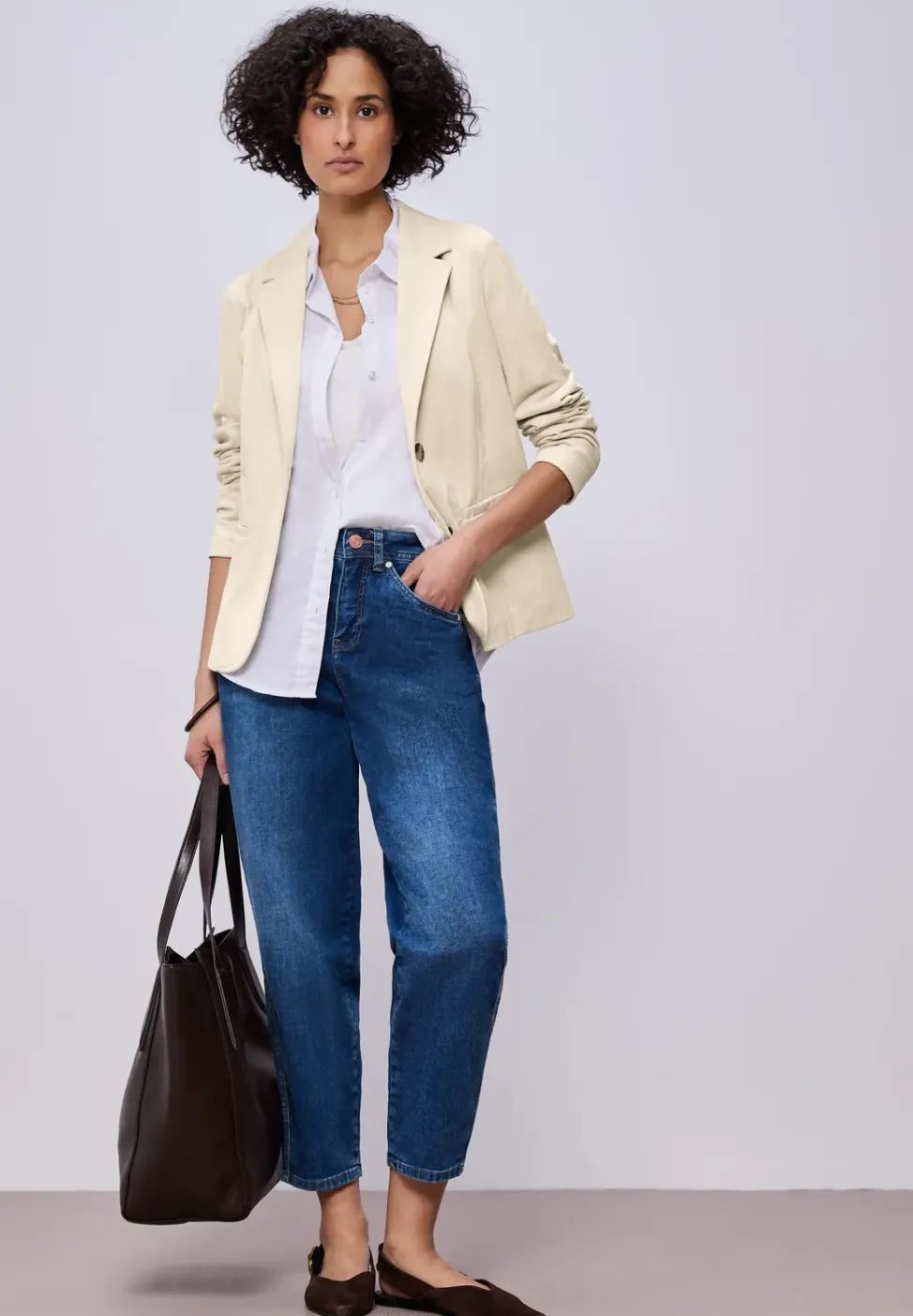 Blazer im langen Schnitt mit Struktur