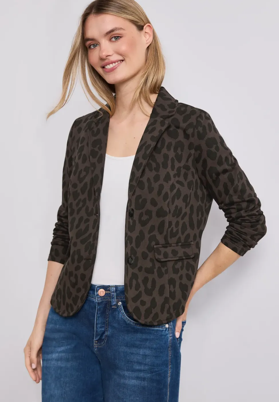 Blazer mit Reverskragen und Leo-Muster