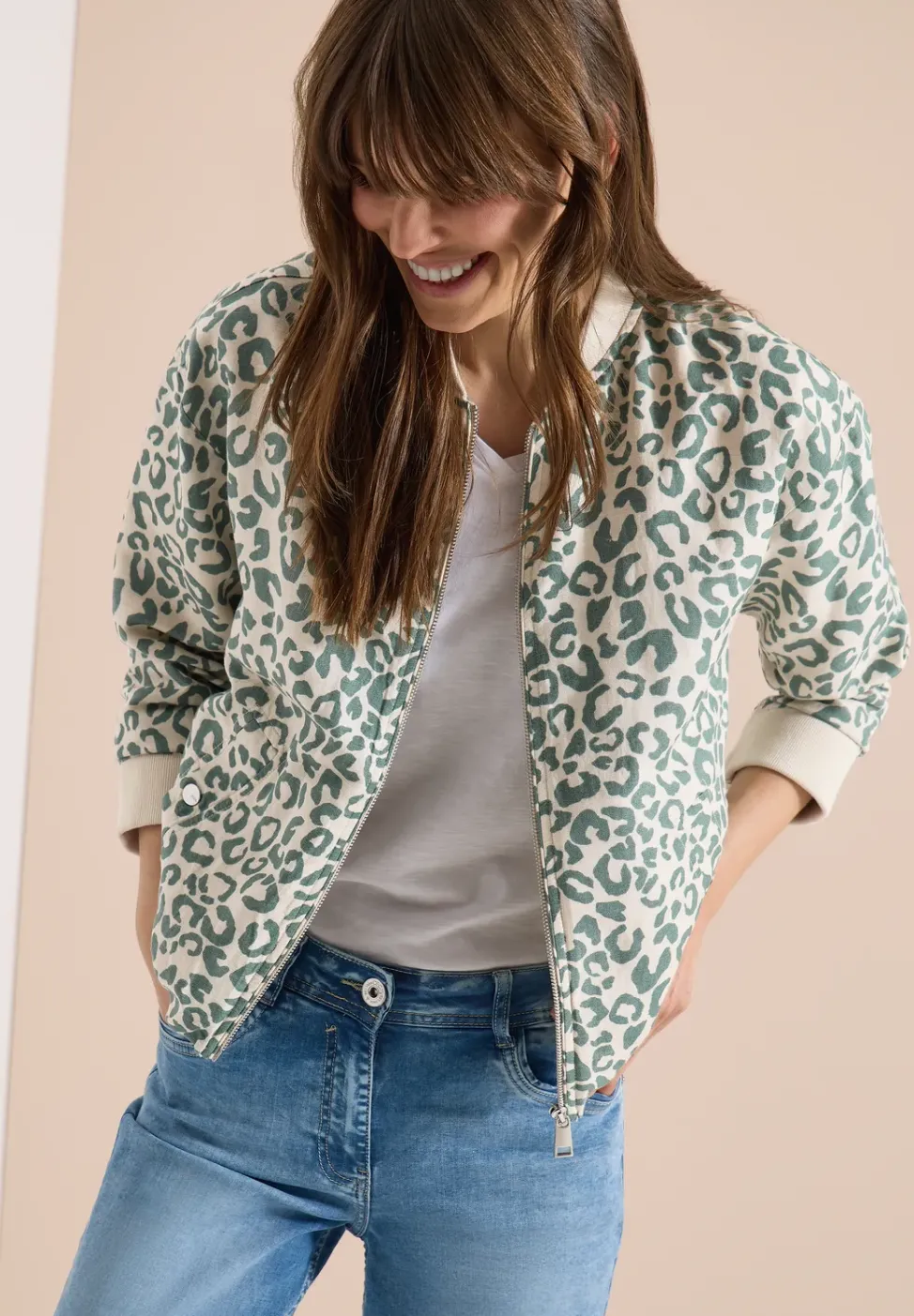 Blouson im Leo-Look aus Leinenmix