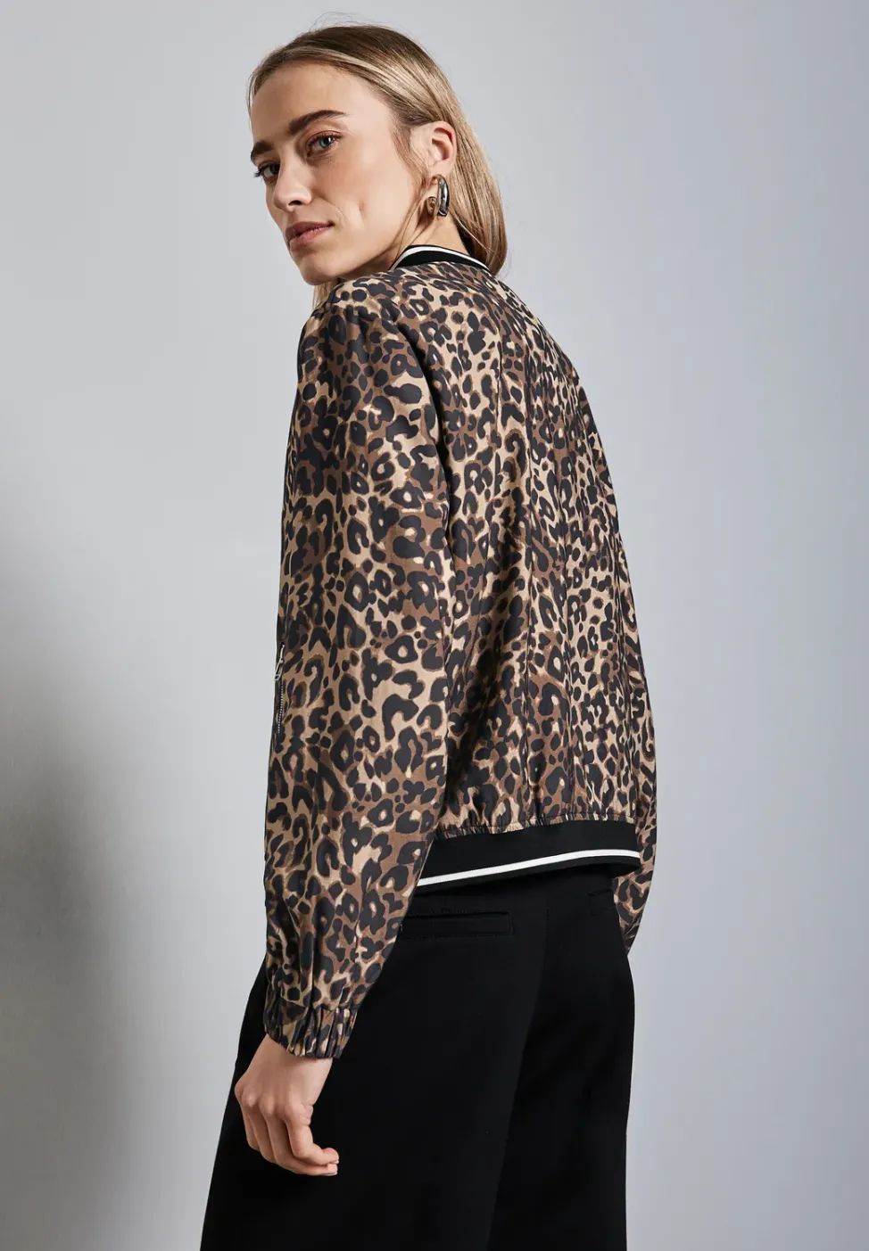 Blouson mit Leo-Muster