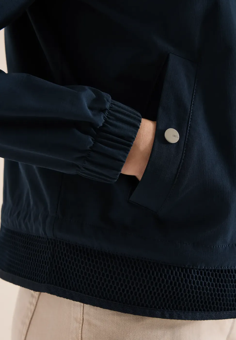 Blouson mit Tunnelzug und Mesh-Details