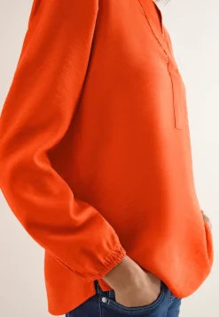 Bluse in Unifarbe