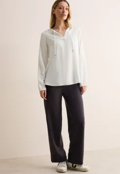 Bluse in Unifarbe
