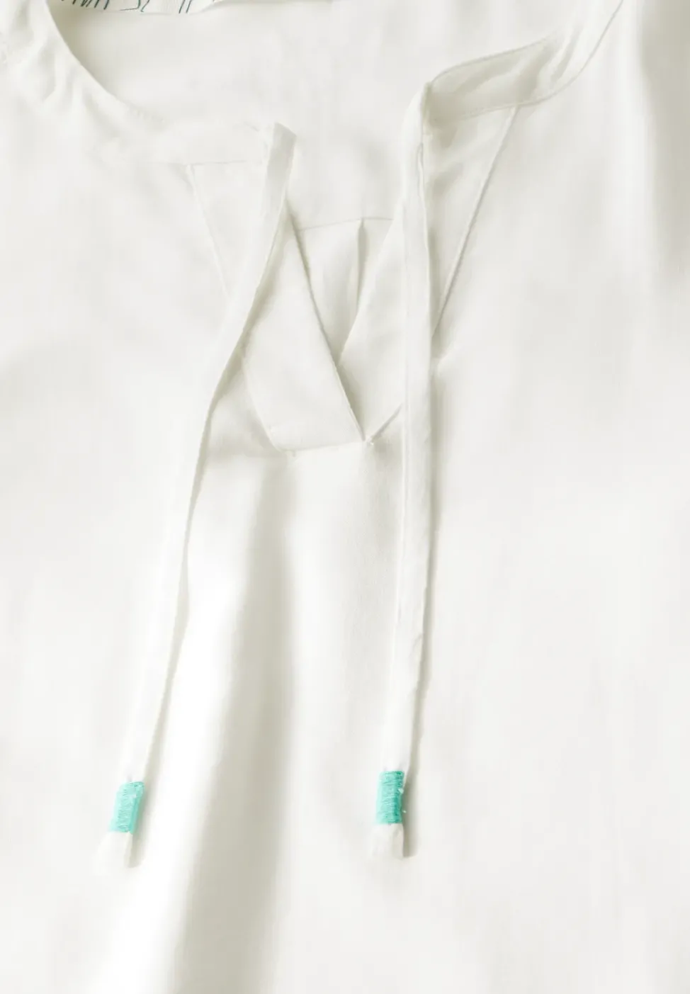 Bluse in Unifarbe