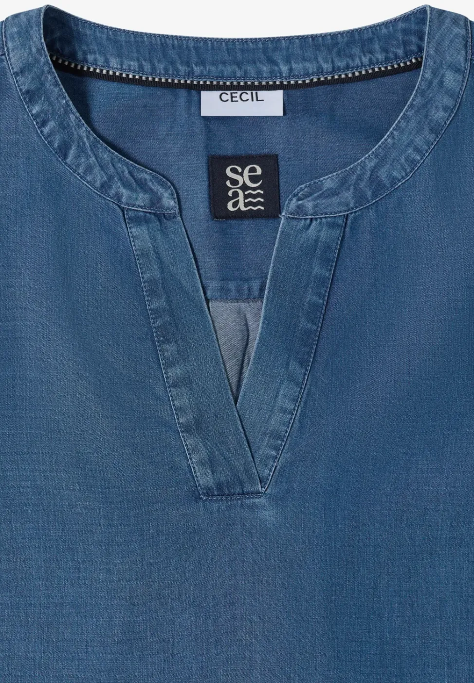 Bluse mit Elastiksaum