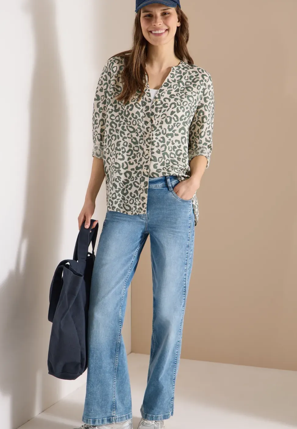 Bluse mit Leo-Muster aus Leinenmix