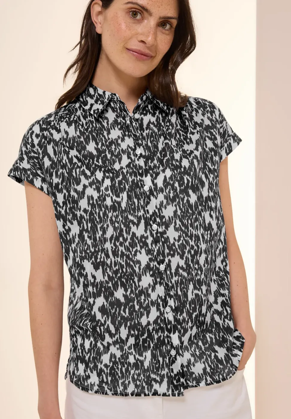 Bluse mit Minimal Print