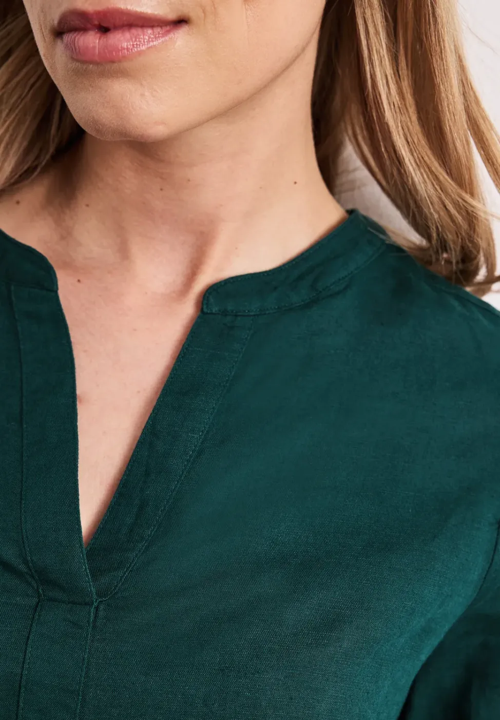 Bluse mit Split Neck aus Leinenmix