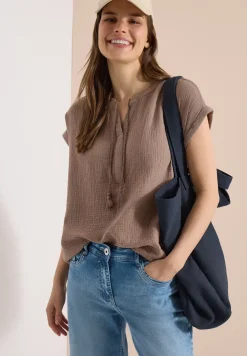 Bluse mit Split Neck aus Musselinstoff