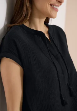 Bluse mit Split Neck aus Musselinstoff