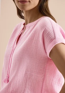 Bluse mit Split Neck aus Musselinstoff