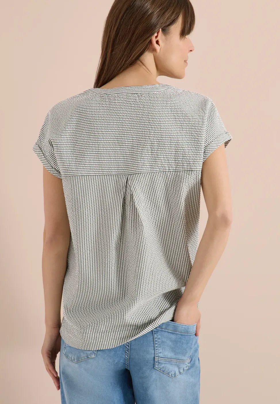 Bluse mit Split Neck in Seersuckerqualität