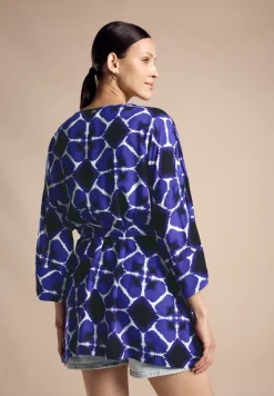 Bluse im Kimono Style