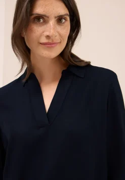 Bluse in Unifarbe