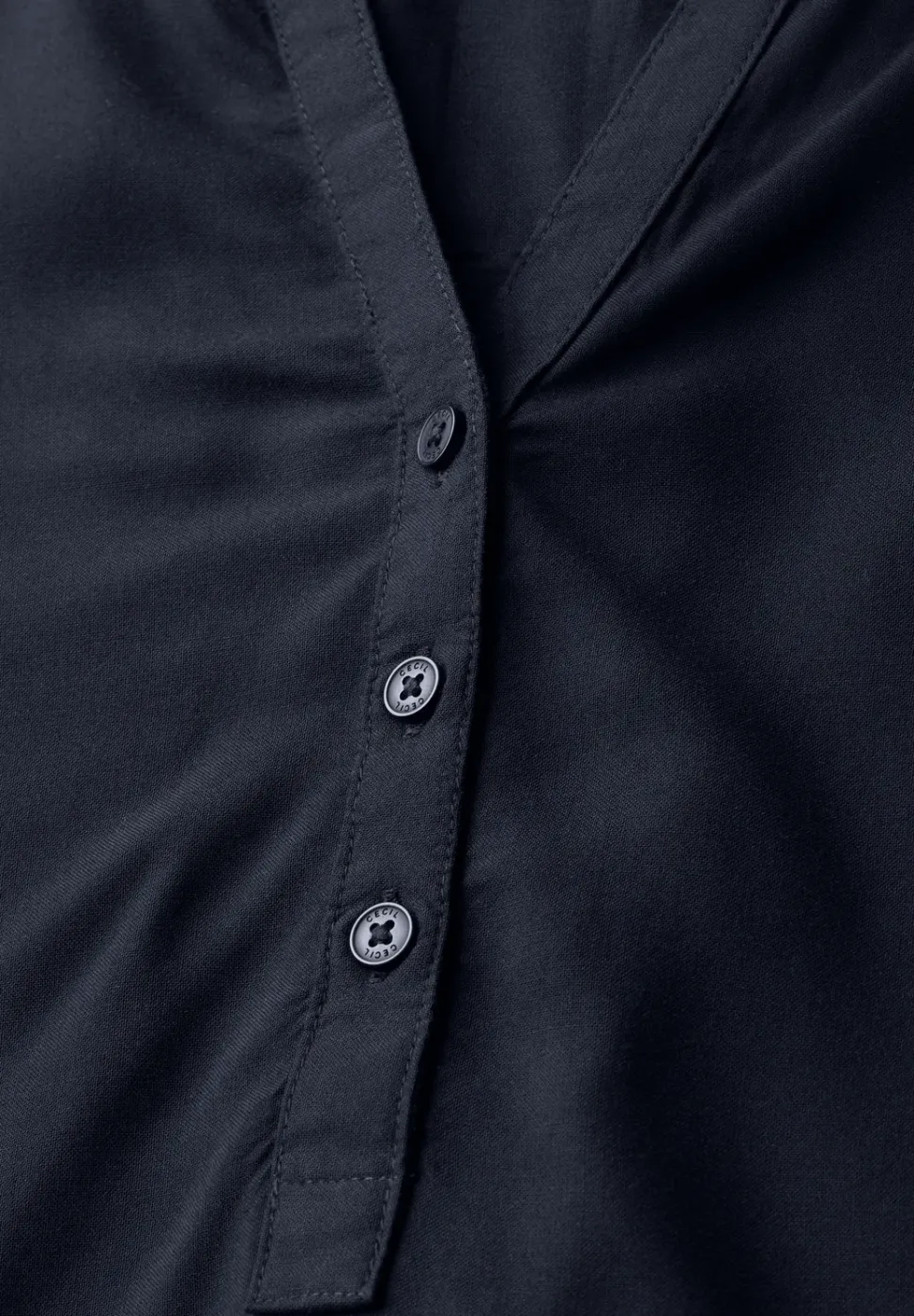Bluse in Unifarbe