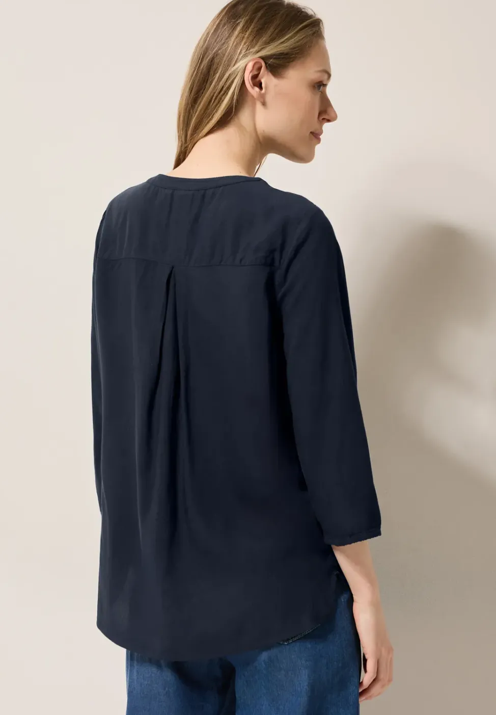 Bluse in Unifarbe