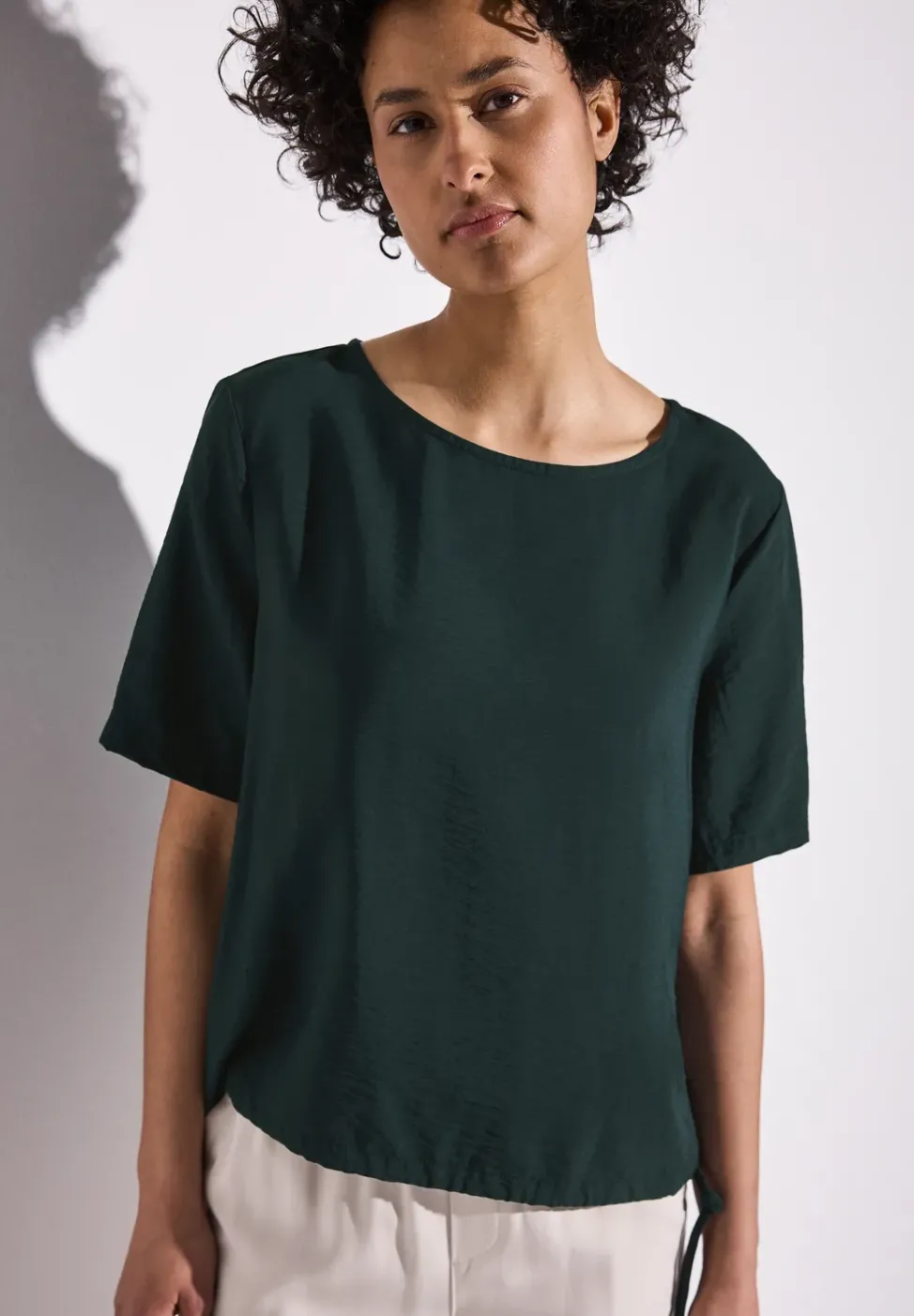 Bluse in Unifarbe