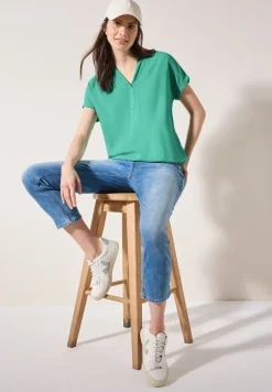 Bluse in Unifarbe
