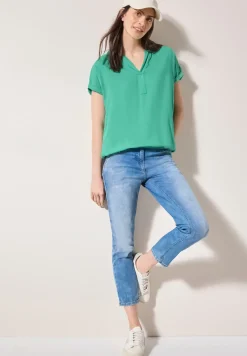 Bluse in Unifarbe