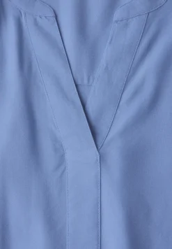 Bluse in Unifarbe