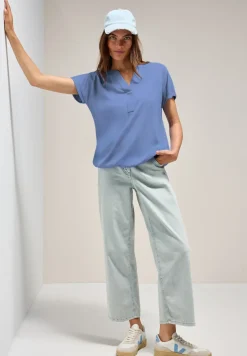 Bluse in Unifarbe