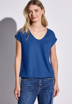 Bluse in Unifarbe