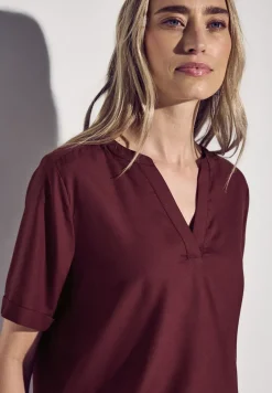 Bluse in Unifarbe