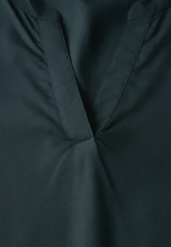 Bluse in Unifarbe