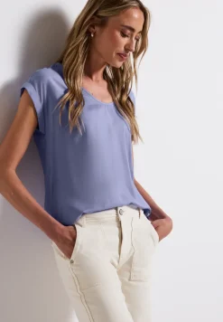 Bluse in Unifarbe