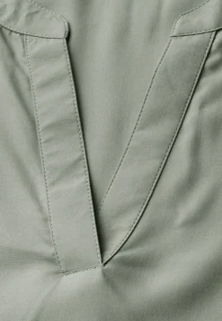 Bluse in Unifarbe