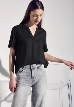 Bluse in Unifarbe